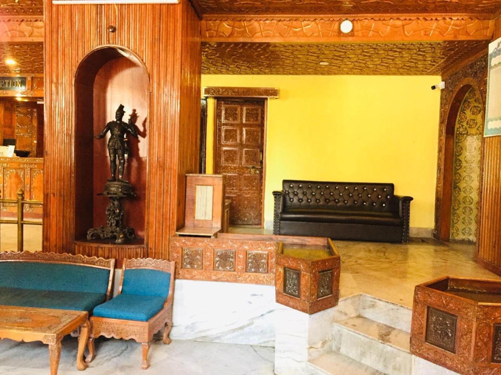 Kashmir Hill Town 호텔 Srīnagar 외부 사진